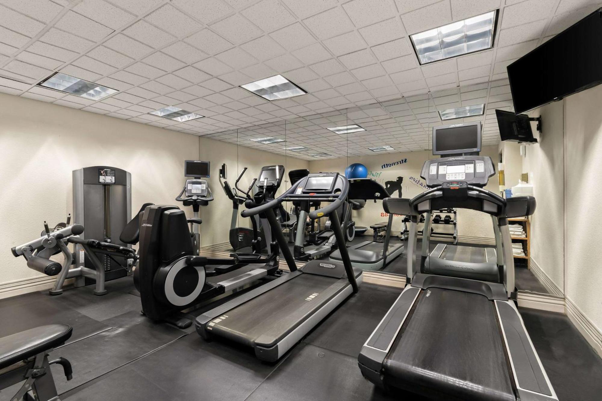 Ramada By Wyndham Harrisburg/Hershey Area Dış mekan fotoğraf